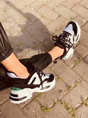 Siyah-Beyaz (Sentello) Kadın Spor Ayakkabı Sneakers