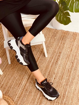 Siyah Beyaz Taban (Fashion) Kadın Spor Ayakkabı Sneakers